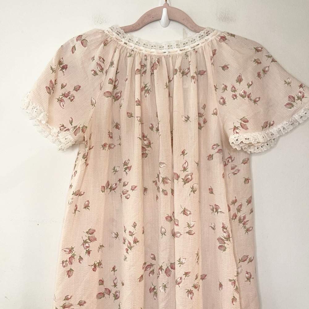 Vintage Komar for Leisurely Living Pink Floral House Dress Snap Button Front 70s - Picture 5 of 7